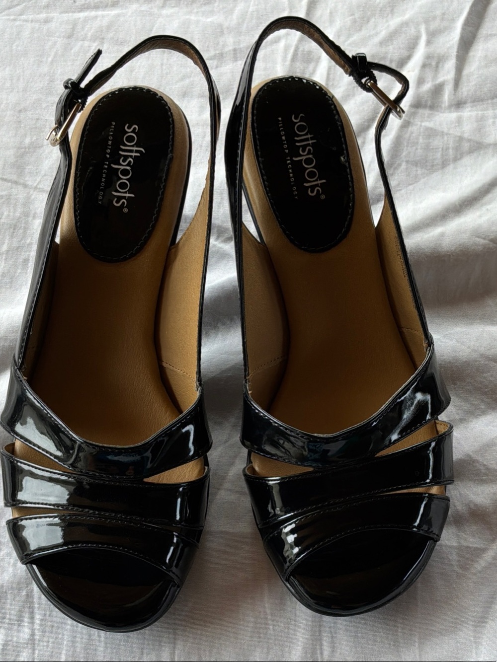 Softspots Comfortiva black patent slingback sandals. New without box. Size 9WW